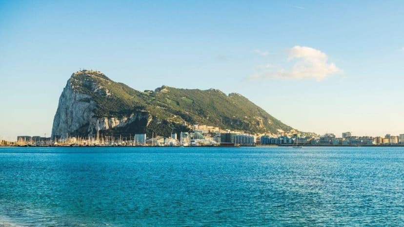 Premium boat trip to Gibraltar in Estepona
