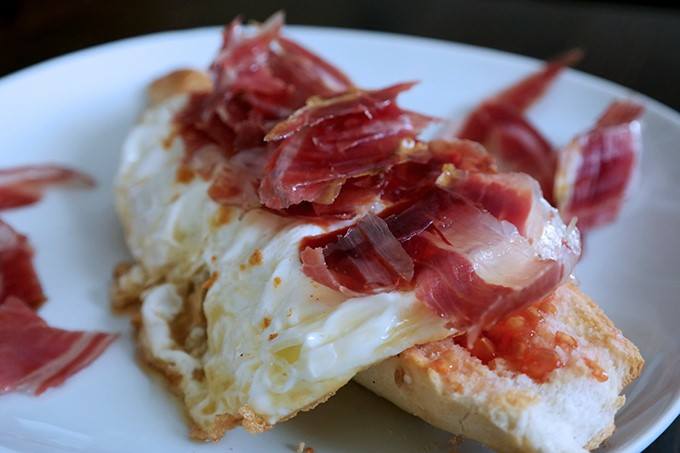 Hopper Tapas Lounge Bar